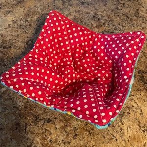 Reversible bowl cozy